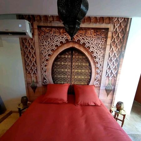 Suite Jaccuzzi En Camargue Пор-Сен-Луи-дю-Рон Экстерьер фото